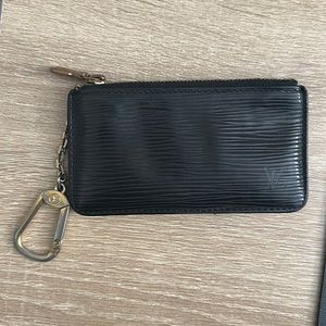 Authentic Louis Vuitton Black Epi Leather Pochette Cles Keychain